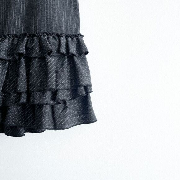 DKNYC Women's Tiered Ruffled Striped Business Mini Skirt Black White Size 6 - Picture 3 of 8